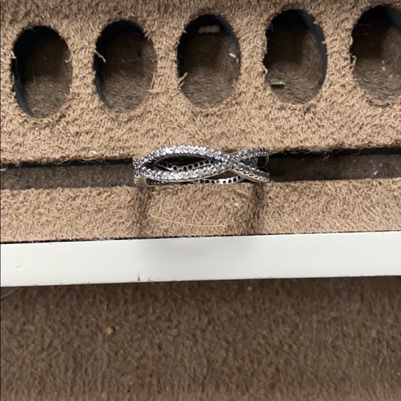 Pandora Ring - Picture 2 of 4